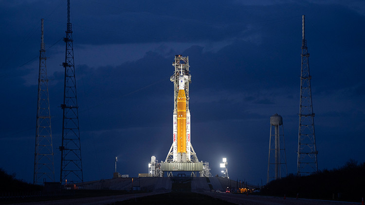 NASA, Aya dönmeye hazırlanıyor NASA, Aya dönmeye hazırlanıyor