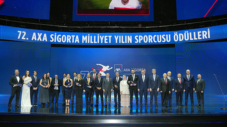 Yılın sporcusu Alperen Şengün, yılın futbolcusu Victor Osimhen seçildi Yılın sporcusu Alperen Şengün, yılın futbolcusu Victor Osimhen seçildi