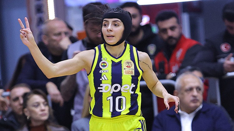 Fenerbahçede Alperi Onar Galatasaray derbisinde yok