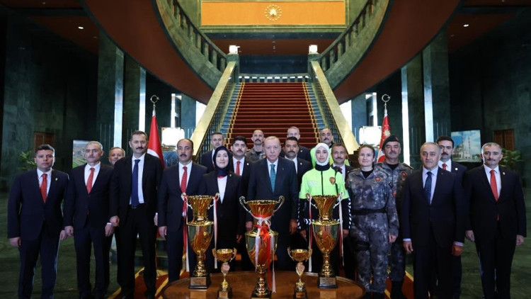 Cumhurbaşkanı Erdoğan Türk Polis Teşkilatının 181. yılını kutladı