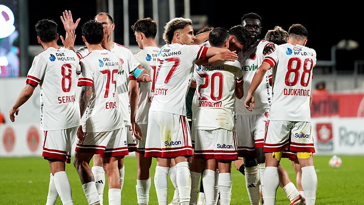 Ümraniyespor, Sakaryayı 2 golle geçti