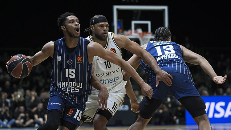 Anadolu Efes, Dubai Basketbolu devirdi Anadolu Efes, Dubai Basketbolu devirdi