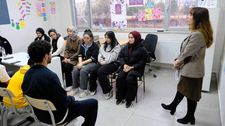 Şarkışla’da İngilizce kursuna ilgi Şarkışla’da İngilizce kursuna ilgi