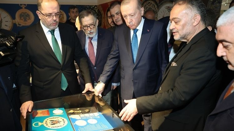 Cumhurbaşkanı Erdoğan, Muhteşem Cep Saatleri Koleksiyonunu ziyaret etti