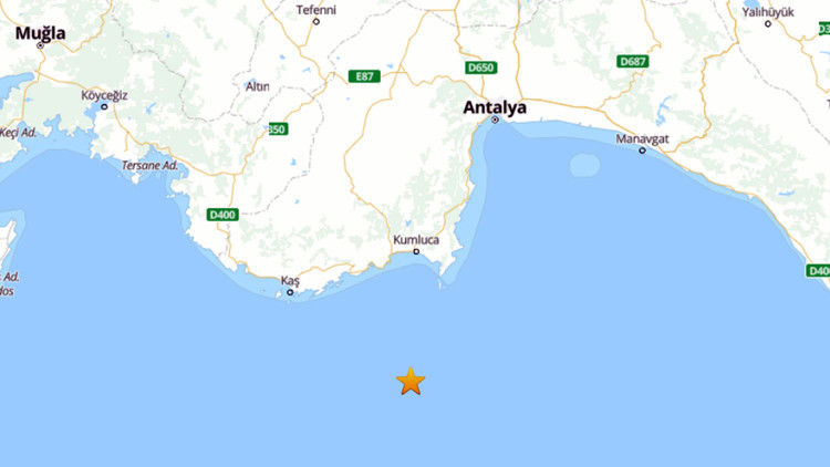 Antalya açıklarında 4.7 büyüklüğünde deprem Antalya açıklarında 4.7 büyüklüğünde deprem