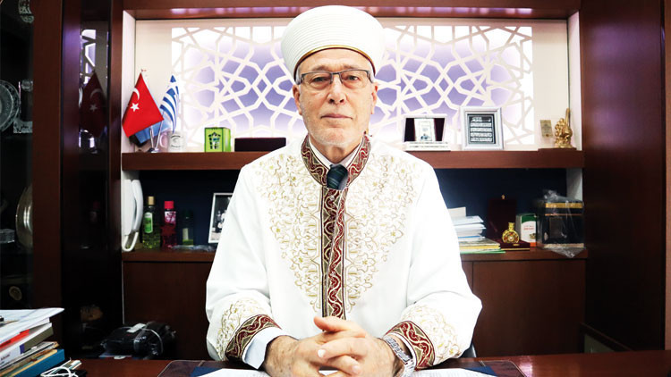 Atina dayatmayı sürdürüyor Batı Trakya’da müftü gerginliği Atina dayatmayı sürdürüyor Batı Trakya’da müftü gerginliği