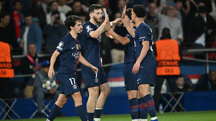 Liverpool 0-2 PSG (UEFA Şampiyonlar Ligi Çeyrek final) Liverpool 0-2 PSG (UEFA Şampiyonlar Ligi Çeyrek final)