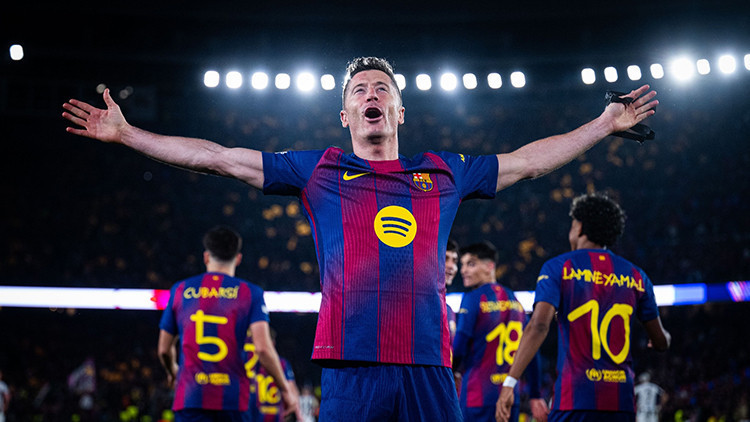 Fenerbahçe ile anılıyordu Lewandowskiden geleceği için açıklama