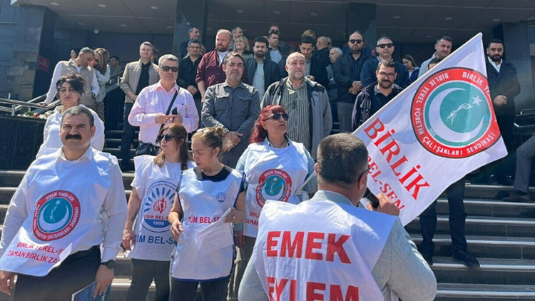Buca Belediyesindeki memurların iş bırakma eylemi 6ncı gününde... En büyük reklam, hakkı zamanda ödenen mutlu emekçilerdir