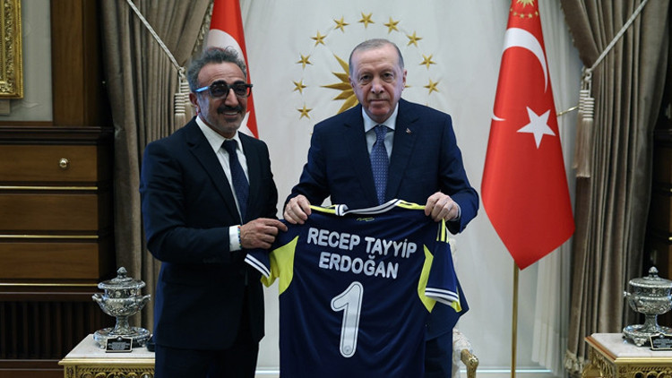 Cumhurbaşkanı Erdoğan, ABD-Türkiye İş Konseyi Başkanı Hamdi Ulukayayı kabul etti