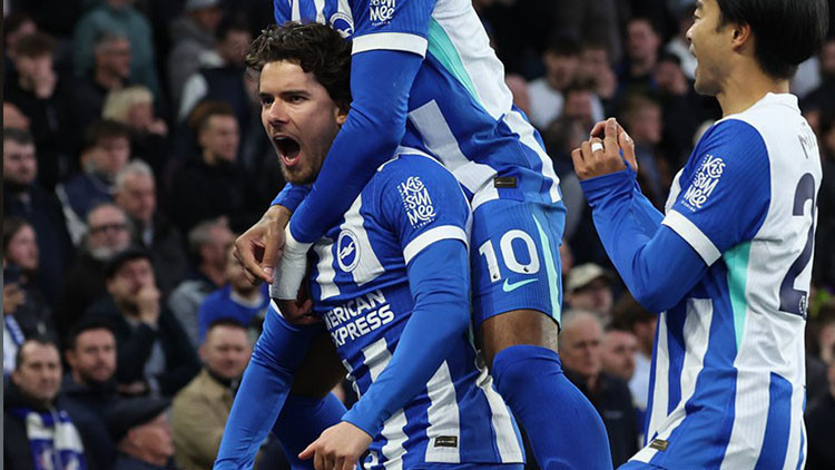 Ferdi Kadıoğlu attı, Brighton, Chelseayi farklı geçti