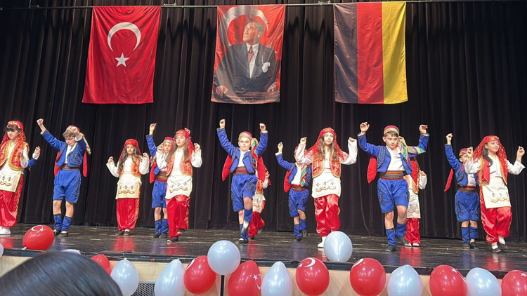 Geç ama görkemli kutlama