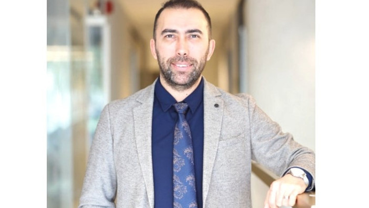 Göz içi mercek tedavisinde yeni yöntem