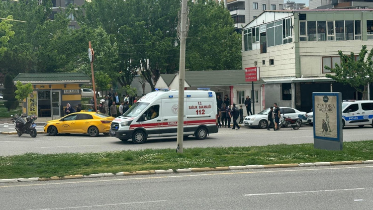 Ağabeyini tabanca ile vurdu Ağabeyini tabanca ile vurdu