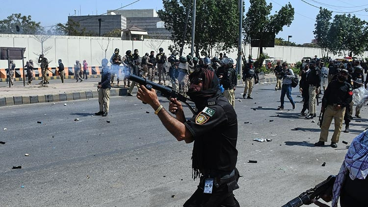 ABDden Pakistan kararı: Güvenlik gerekçesiyle kapatacak