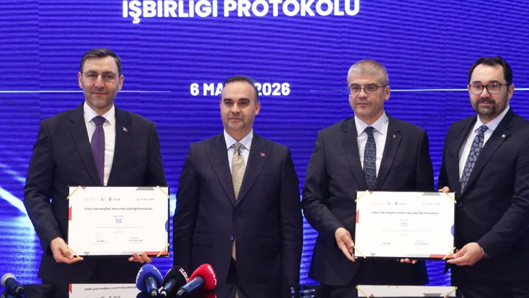 Bakan Kacır, TÜBİTAKın Savunma Sanayi Alanında İş Birlikleri anlaşmasının imza törenine katıldı