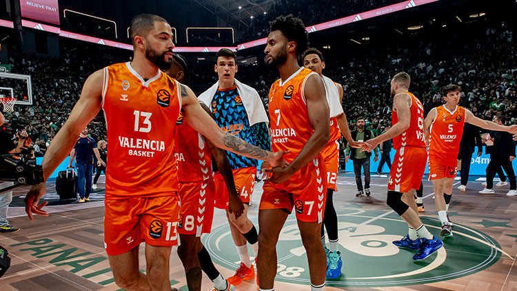 Valencia, Panathinaikos serisini 2-1e getirdi