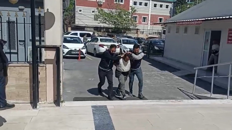Şanlıurfadaki cinayetin şüphelisi, Yunanistana kaçma hazırlığındayken yakalandı
