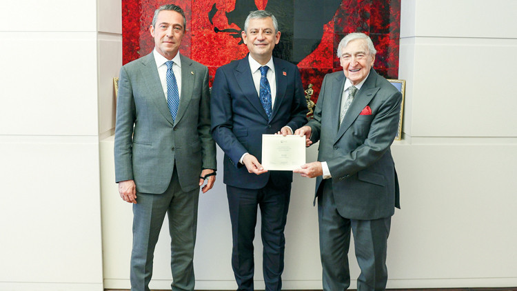 Koç Holding’den siyasete 100. yıl daveti Koç Holding’den siyasete 100. yıl daveti