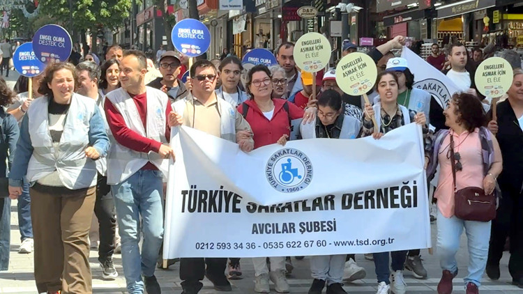 Avcılarda engellilerden farkındalık yürüyüşü