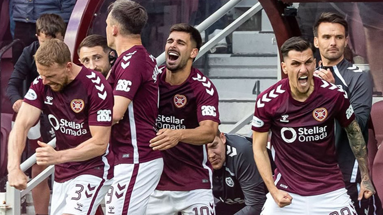 Hearts, Adada yeni peri masalı yazmaya 90 dakika uzakta Hearts, Adada yeni peri masalı yazmaya 90 dakika uzakta