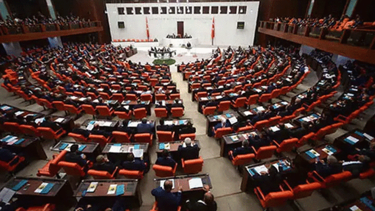 Özgür Özel ve Keskin Bayındır hakkındaki dokunulmazlık dosyası TBMM’de Özgür Özel ve Keskin Bayındır hakkındaki dokunulmazlık dosyası TBMM’de