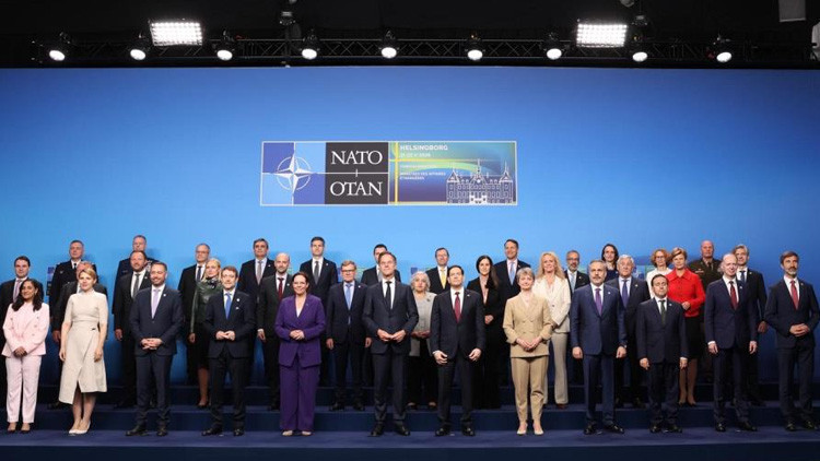 Ankara öncesi NATO zirvesi Ankara öncesi NATO zirvesi