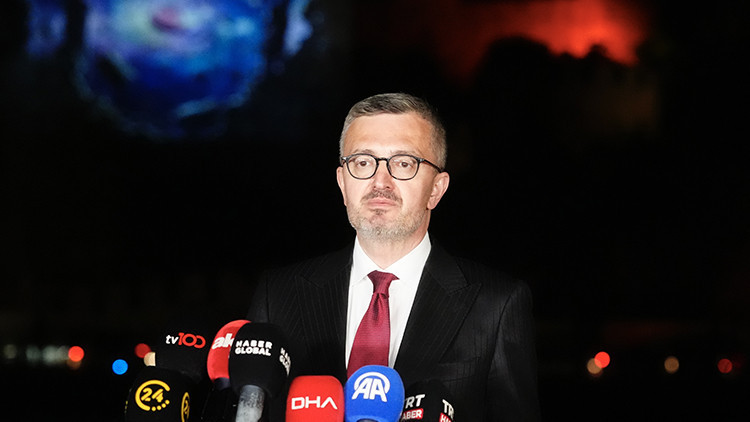 İletişim Başkanı Duran: Fatih Sultanın açtığı bu yol, Cumhurbaşkanımızın Türkiye Yüzyılı hedefiyle devam eden bir meşaledir