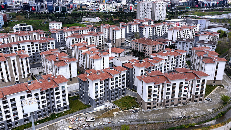 Şerifali Kentsel Dönüşüm Projesi kapsanında 1442 konut yenilendi