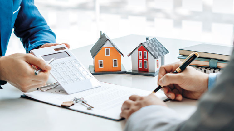 Eve çalıştık Bütçede en fazla payı konut ve kiraya ayırdık