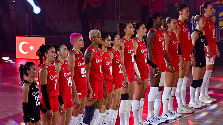 DOMİNİK CUMHURİYETİ - TÜRKİYE VOLEYBOL MAÇI CANLI 🔴 || Dominik Cumhuriyeti – Türkiye voleybol maçı ne zaman, hangi kanalda, saat kaçta Filenin Sultanları Millerler Liginde (VNL) ilk maçına çıkıyor