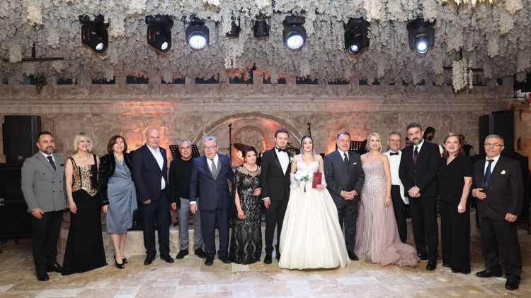 Diker ve Kurnaz ailelerinin mutlu günü
