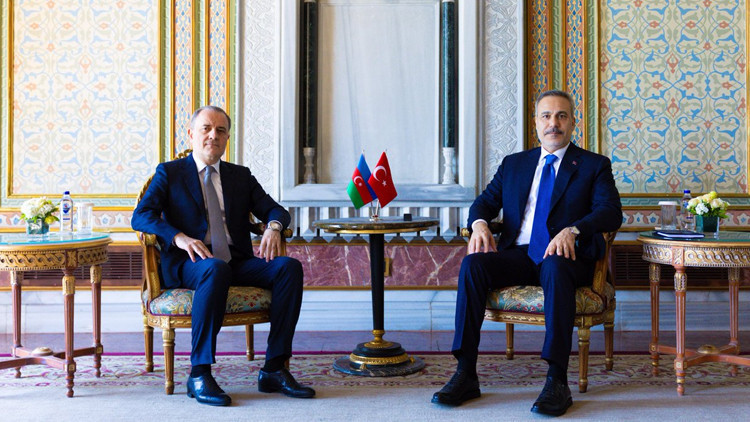 Dışişleri Bakanı Hakan Fidan, Azerbaycanlı mevkidaşı Bayramov ile görüştü