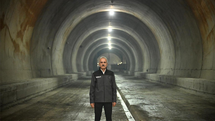 İstanbul-Ankara yüksek hızlı tren seferleri yarım saat kısalıyor