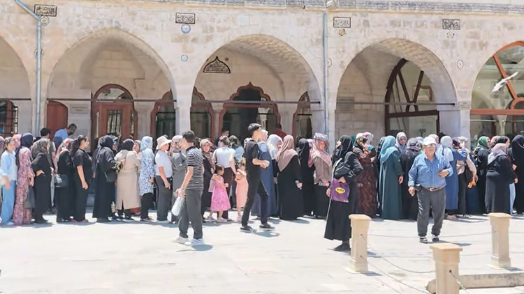 LGS öncesi dua etmek için akın ettiler LGS öncesi dua etmek için akın ettiler