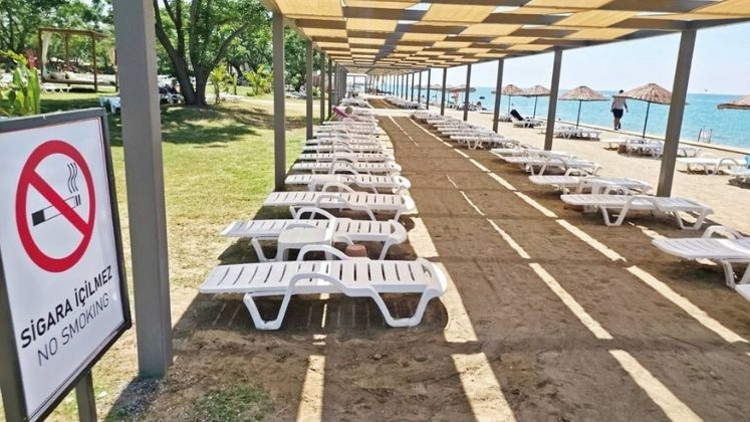Plajda dumansız bir gün geçirdim