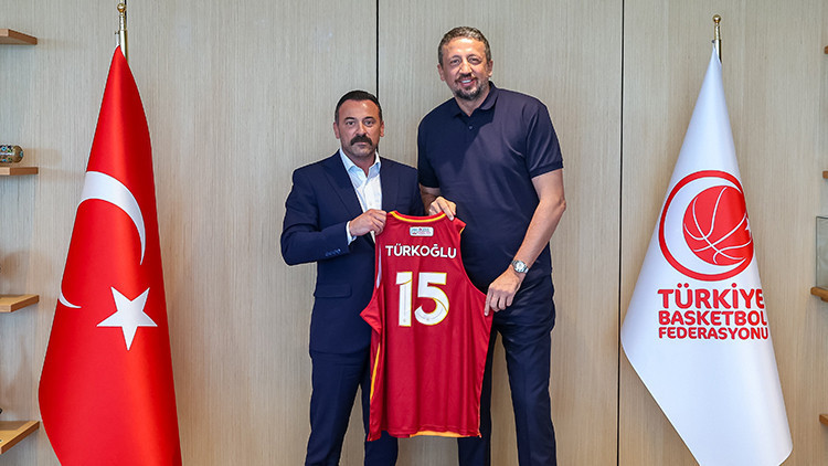 Galatasaraydan Hidayet Türkoğluna ziyaret