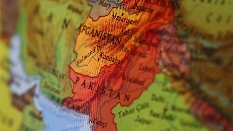 Afganistan saldırdı: Tansiyon bir anda yükseldi
