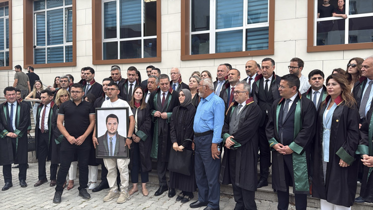 Yalovada SGK avukatını öldüren sanığa ağırlaştırılmış müebbet hapis