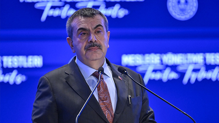 Bakan Tekinden mazerete bağlı yer değişikliğine ilişkin açıklama