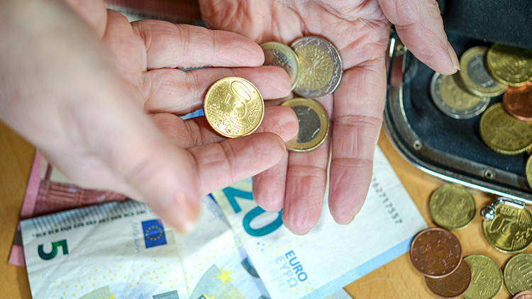 Almanyada 33 maddelik emeklilik reformu açıklandı