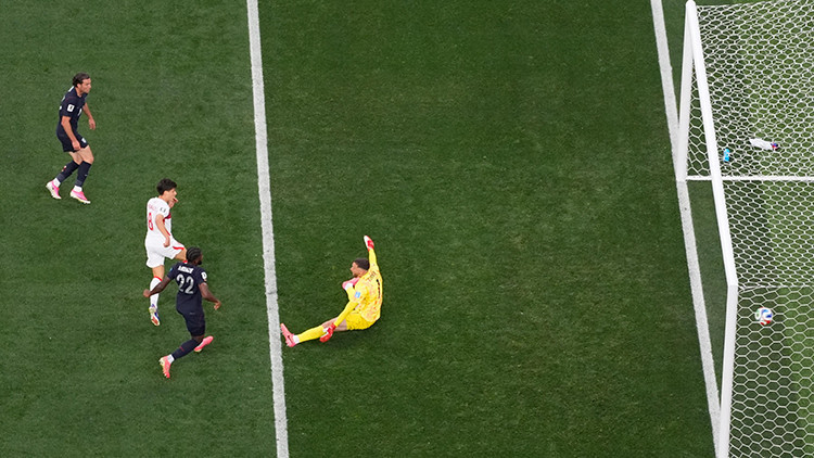 Arda Gülerden 24 yıl sonra tarihe geçen gol Emre Belözoğlu detayı