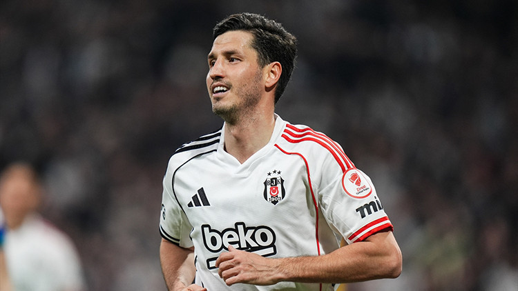 Beşiktaşta yedi ayrılık birden