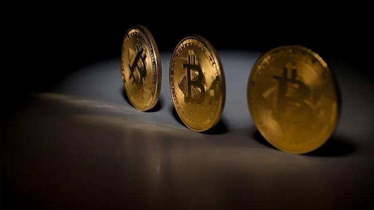 Bitcoin Asyada yükselişe geçti, dev şirket düğmeye bastı