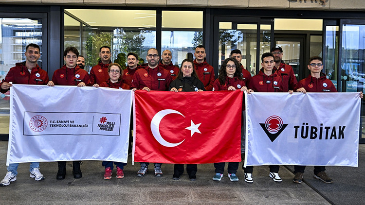 Sınıftan çıkıp 82 derece kuzeye gittiler Liseli gençlerin başarısı