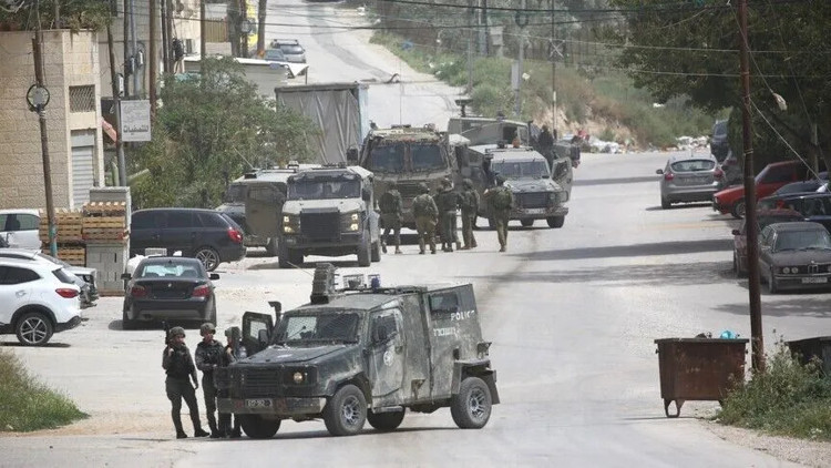 Kontrol noktasında zulüm... İsrail askerlerinin beklettiği 4 aylık Filistinli bebek hayatını kaybetti