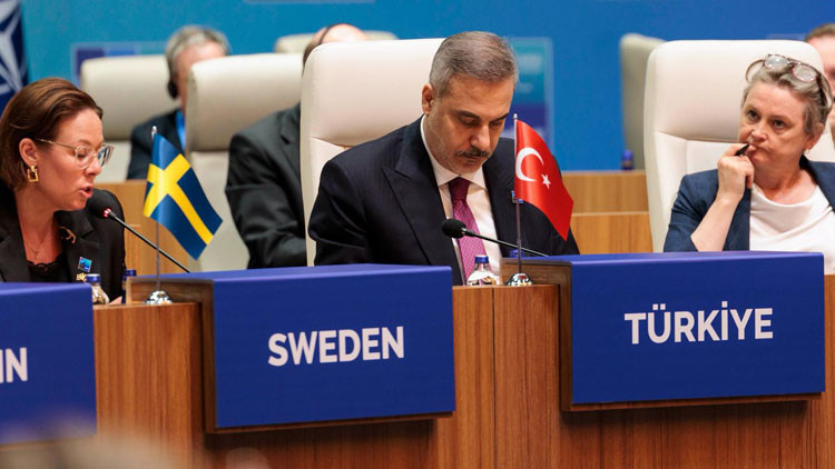 Bakan Fidan, NATO-Ukrayna Konseyi toplantısına katıldı