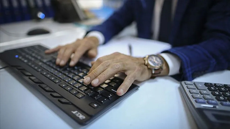 Kamu personeli olmak isteyenlere fırsat Alımlar başlıyor