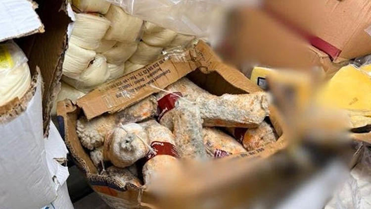 Bodrumda 1,2 ton tarihi geçmiş gıda yakalandı Bodrumda 1,2 ton tarihi geçmiş gıda yakalandı