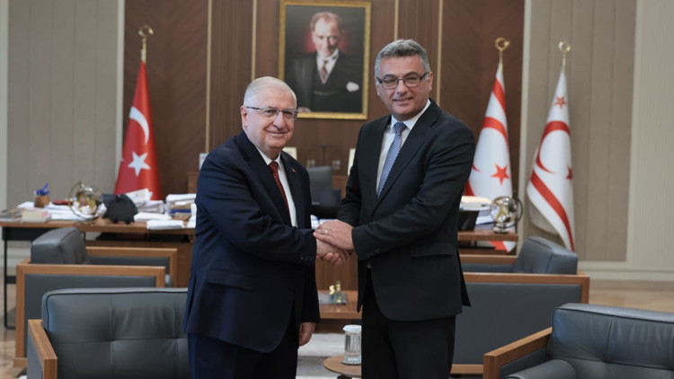 Milli Savunma Bakanı Yaşar Güler, KKTCde
